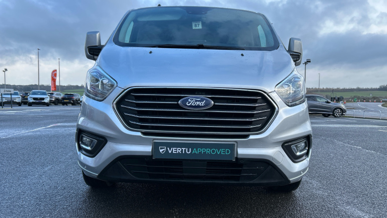 Ford Tourneo Custom Transit Custom Tourneo L2 Diesel Fwd 2.0 EcoBlue 150ps Low Roof 8 Seater Titanium